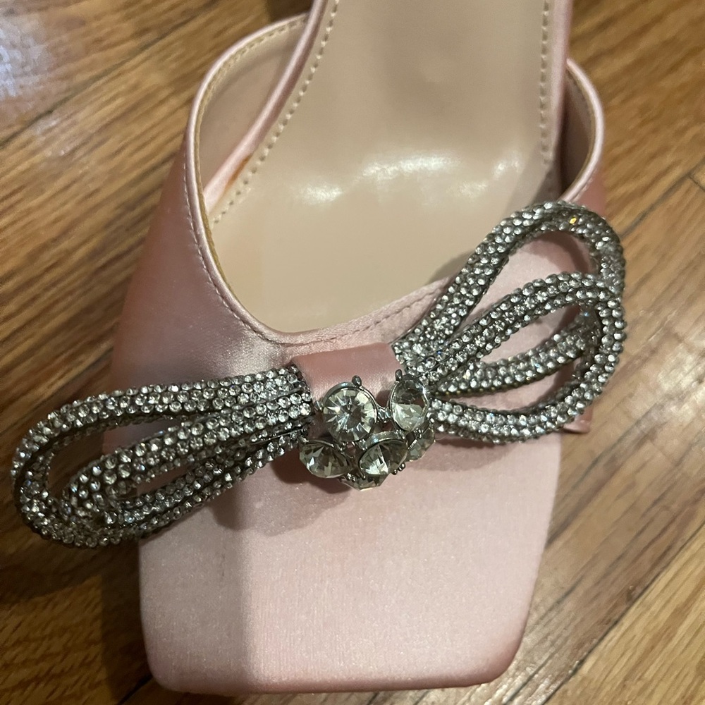 Chic Satin Pink Heels with Rhinestone Bow